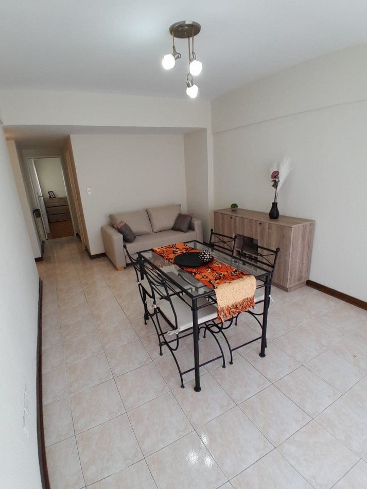 VENTA DEPARTAMENTO 2 AMB - BOLIVAR 2500