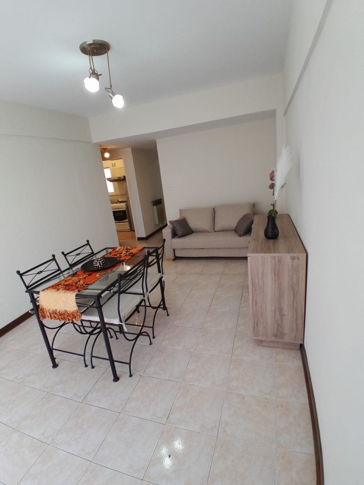 VENTA DEPARTAMENTO 2 AMB - BOLIVAR 2500