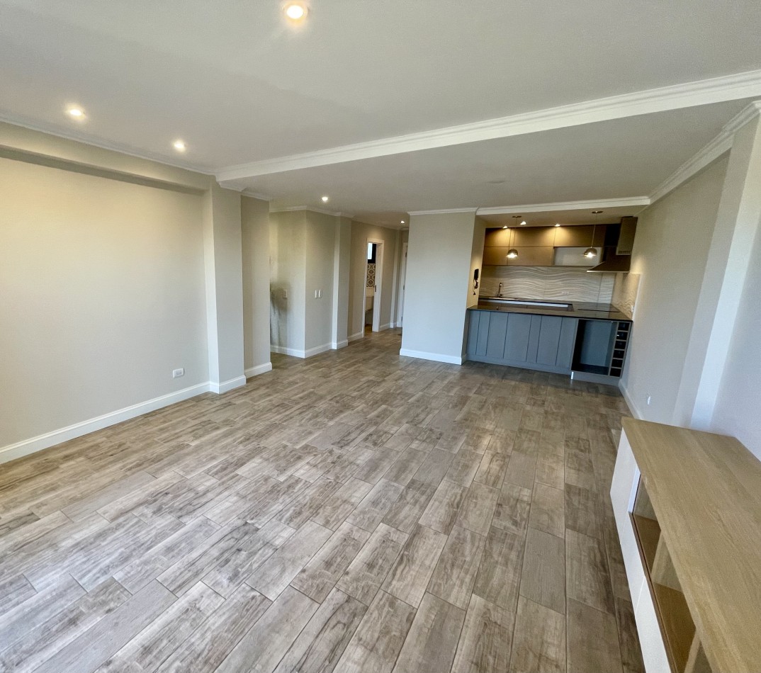 VENTA DEPARTAMENTO 3 AMB CON COCHERA - AVELLANEDA 2600