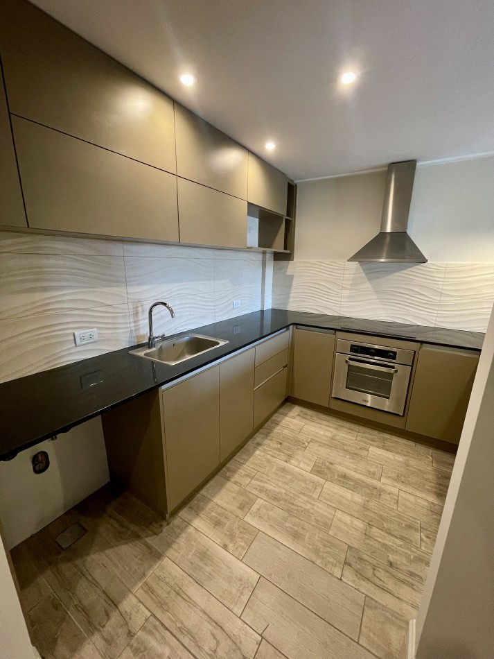 VENTA DEPARTAMENTO 3 AMB CON COCHERA - AVELLANEDA 2600
