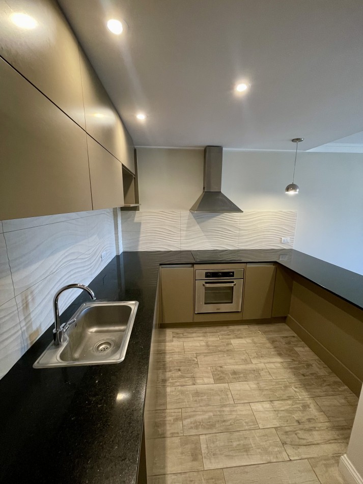 VENTA DEPARTAMENTO 3 AMB CON COCHERA - AVELLANEDA 2600