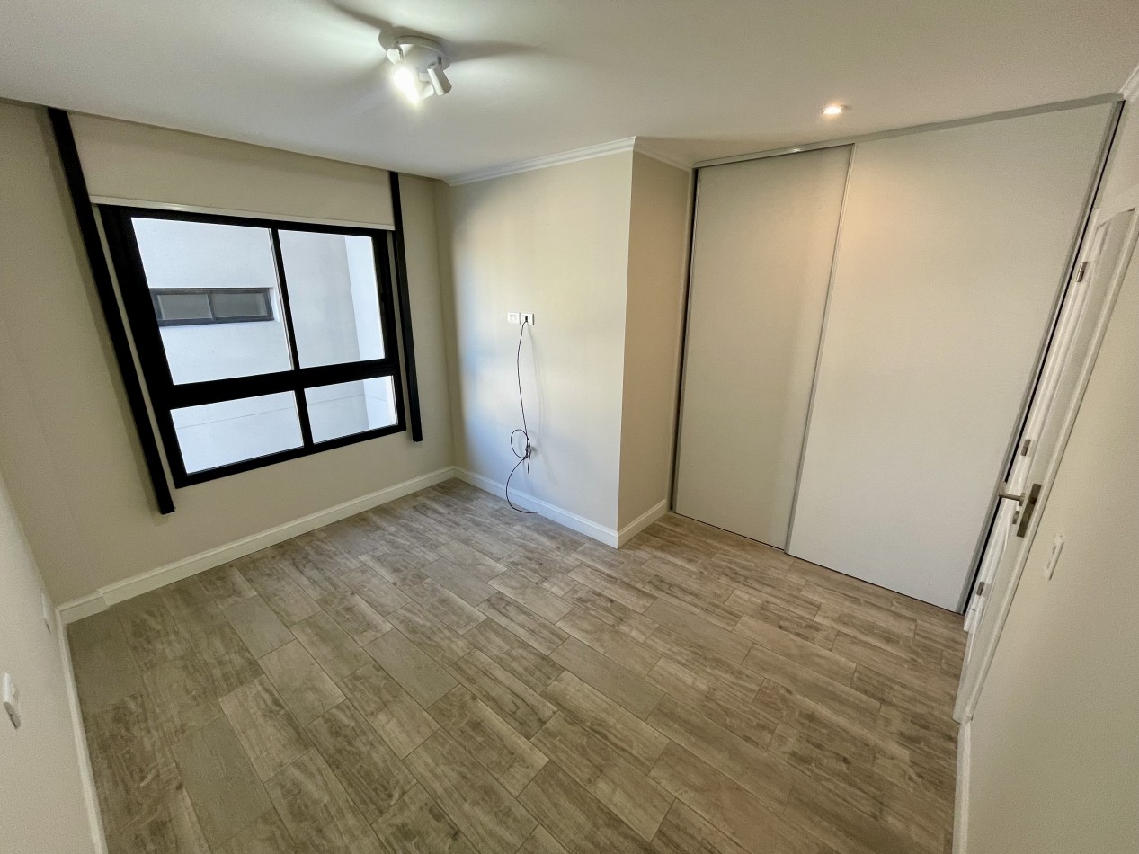 VENTA DEPARTAMENTO 3 AMB CON COCHERA - AVELLANEDA 2600