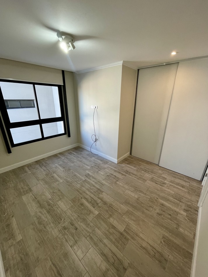 VENTA DEPARTAMENTO 3 AMB CON COCHERA - AVELLANEDA 2600