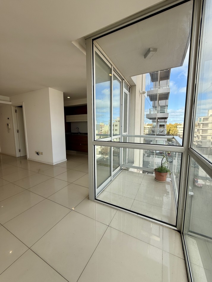 VENTA DEPARTAMENTO 3 AMB - RAWSON 2400