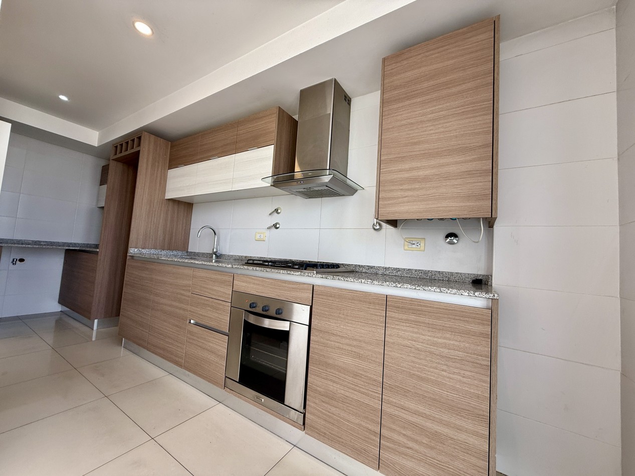 VENTA DEPARTAMENTO 3 AMB - RAWSON 2400