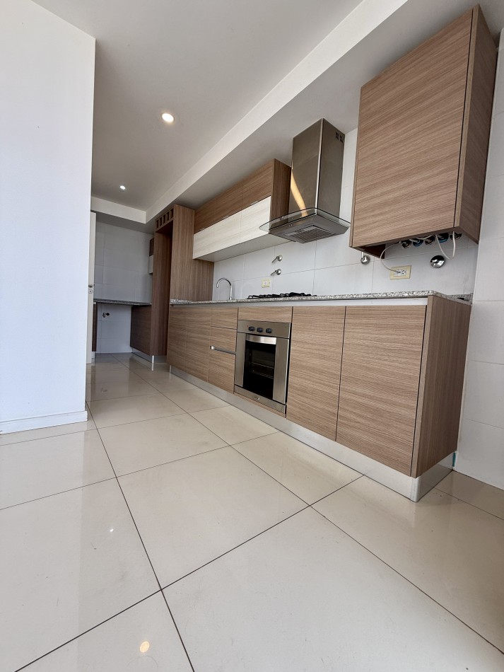 VENTA DEPARTAMENTO 3 AMB - RAWSON 2400