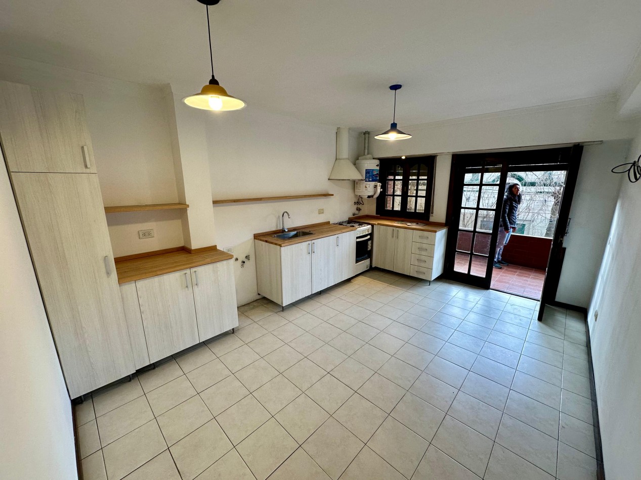 ALQUILER DEPARTAMENTO 3 AMBIENTES - MORENO 3800