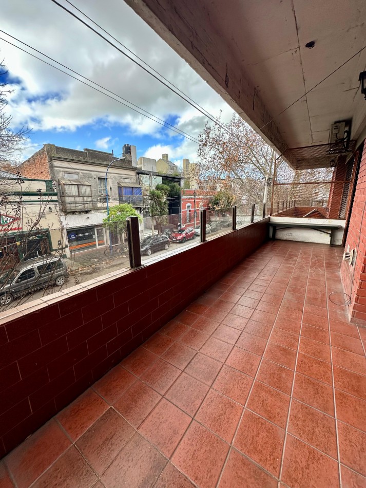 ALQUILER DEPARTAMENTO 3 AMBIENTES - MORENO 3800