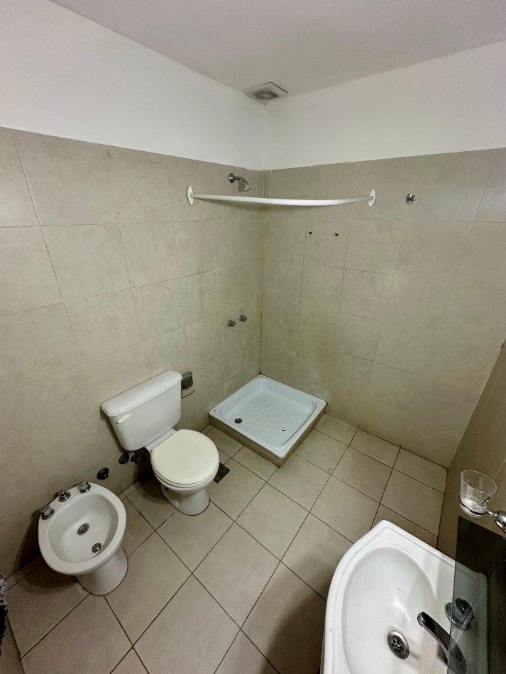 ALQUILER DEPARTAMENTO 3 AMBIENTES - MORENO 3800