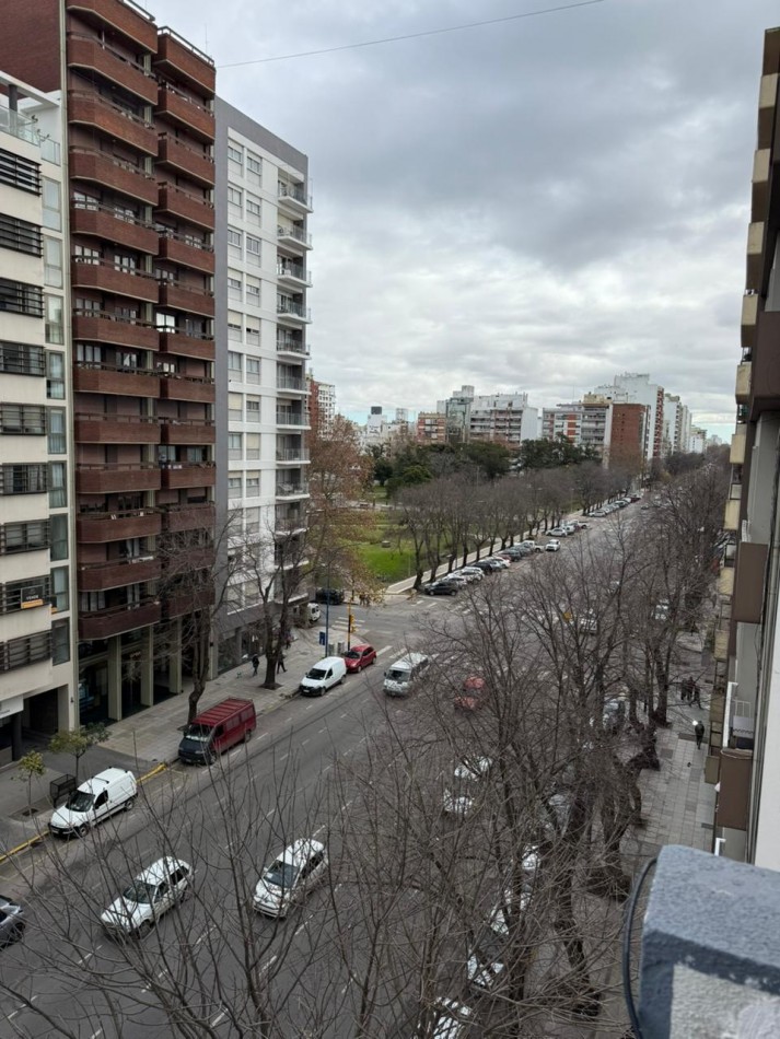 VENTA MONOAMBIENTE - COLON 2600