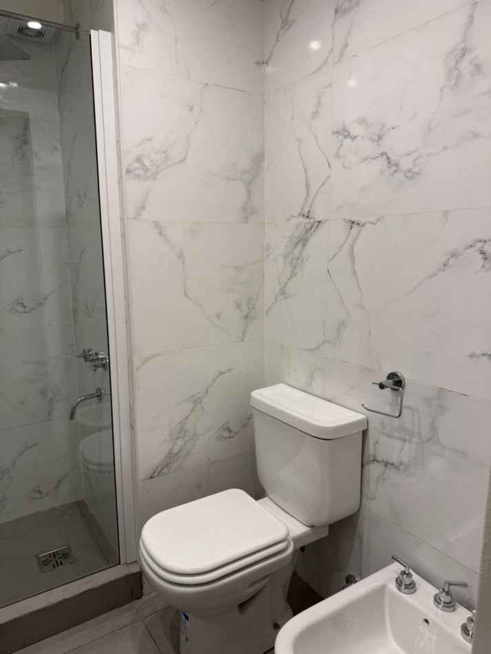 VENTA MONOAMBIENTE - COLON 2600