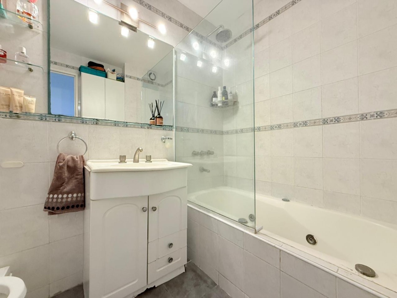 FORMOSA 53. 3 AMBIENTES PLAYA GRANDE- 4 PERSONAS