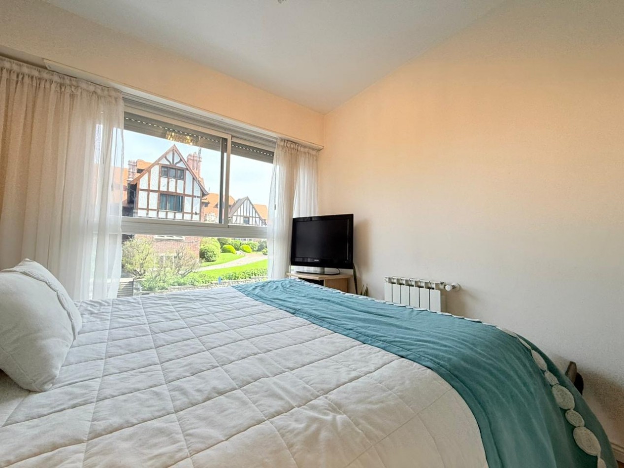 FORMOSA 53. 3 AMBIENTES PLAYA GRANDE- 4 PERSONAS