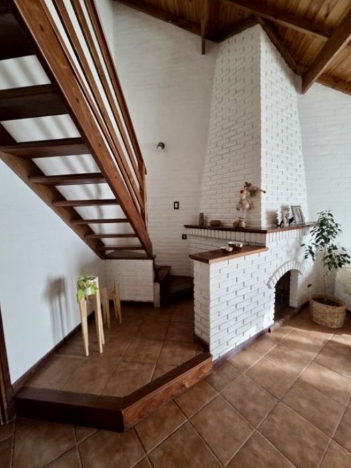 Excelente chalet en venta en Los Pinares