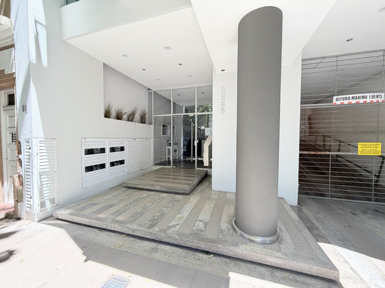 VENTA SEMIPISO 3 AMBIENTES - CATAMARCA 2300 