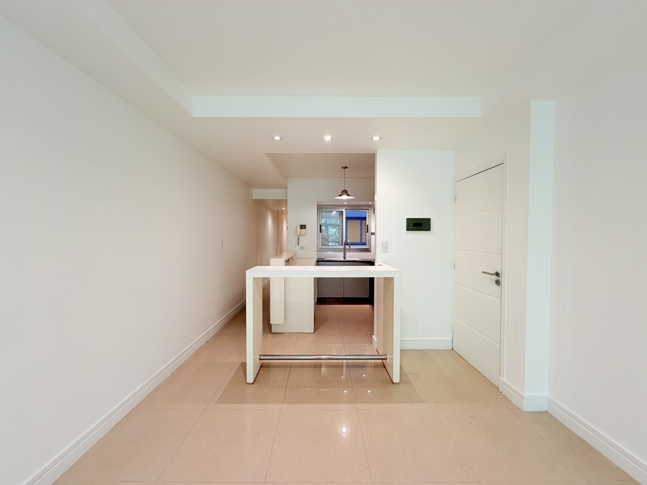 VENTA SEMIPISO 3 AMBIENTES - CATAMARCA 2300 