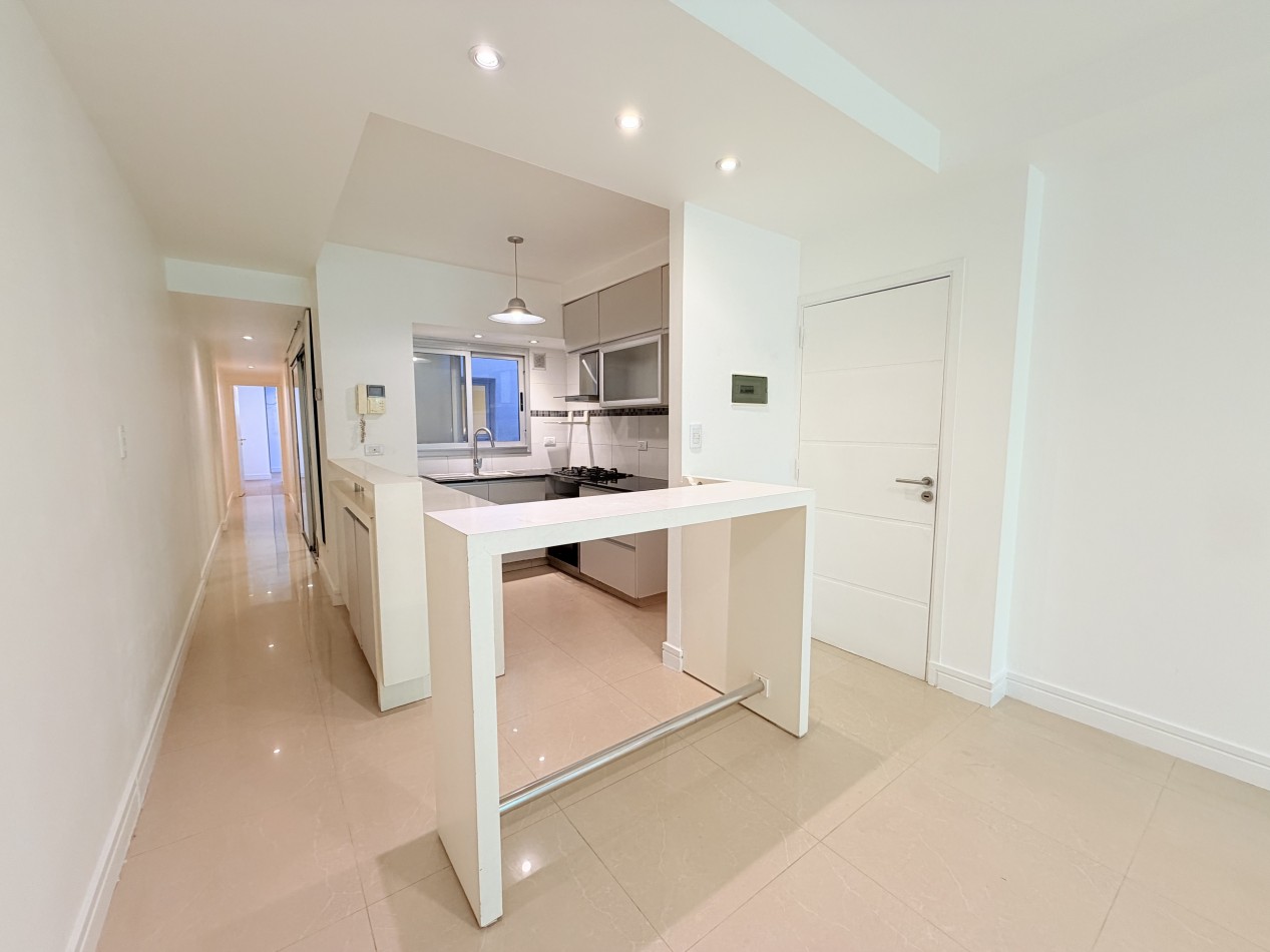 VENTA SEMIPISO 3 AMBIENTES - CATAMARCA 2300 