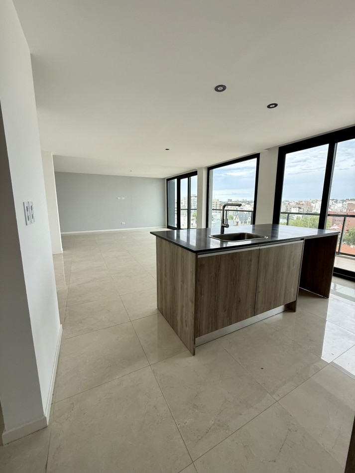 A ESTRENAR! ALQUILER PERMANENTE 4 AMBIENTES CON COCHERA. MAR DEL PLATA