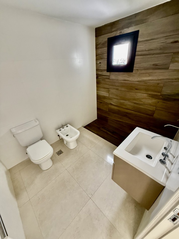 A ESTRENAR! ALQUILER PERMANENTE 4 AMBIENTES CON COCHERA. MAR DEL PLATA