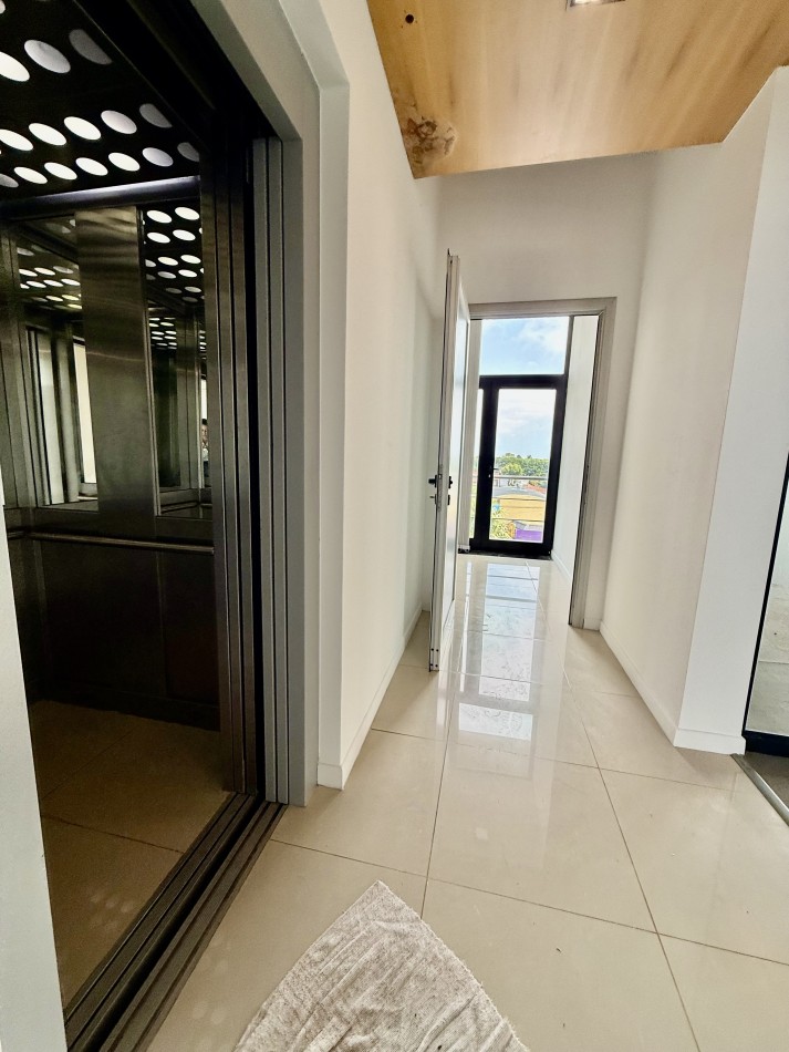 CONSTITUCION. OFICINAS EN ALQUILER.