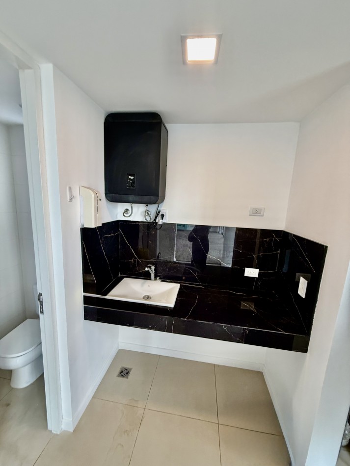 CONSTITUCION. OFICINAS EN ALQUILER.