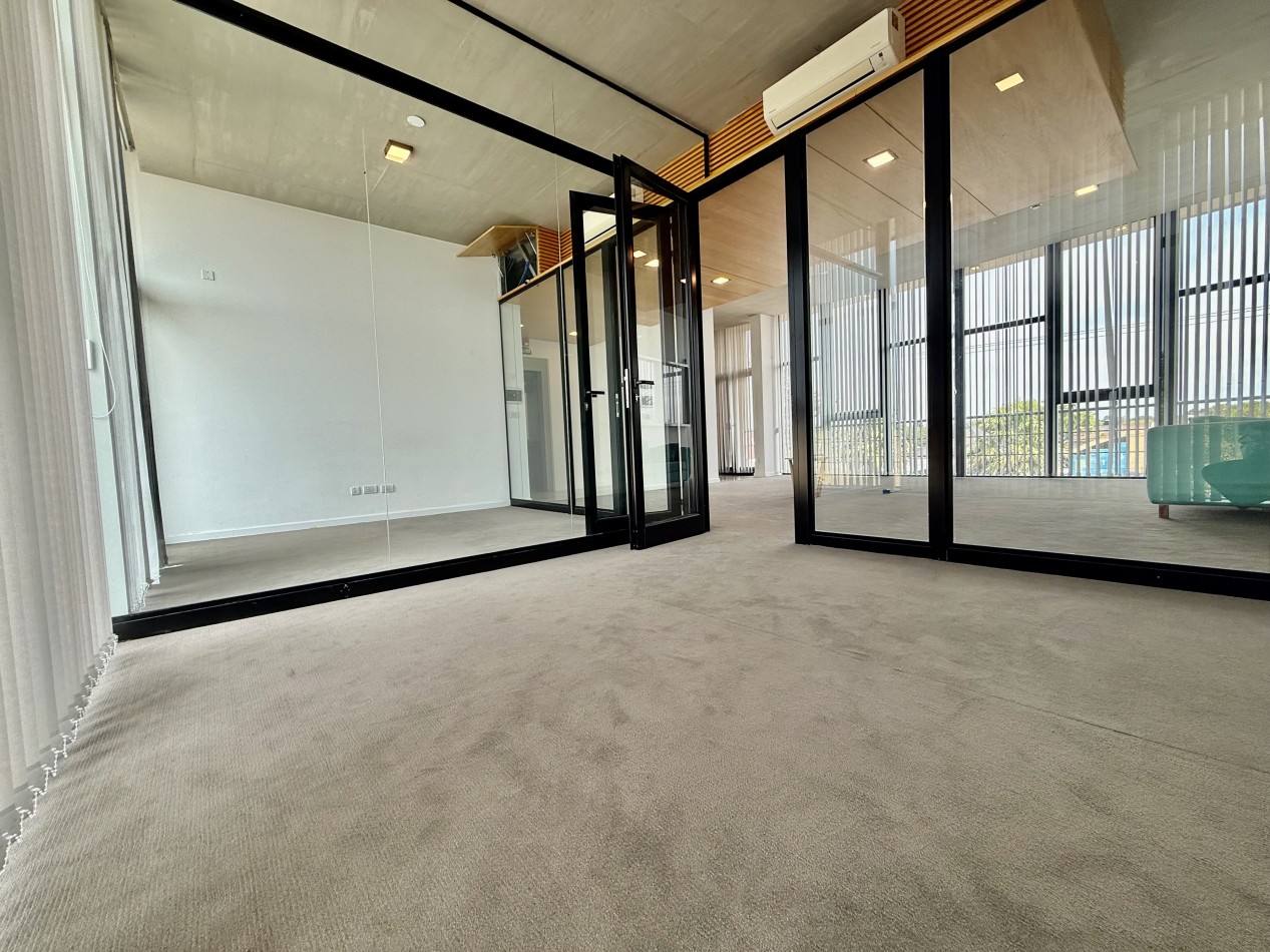 CONSTITUCION. OFICINAS EN ALQUILER.