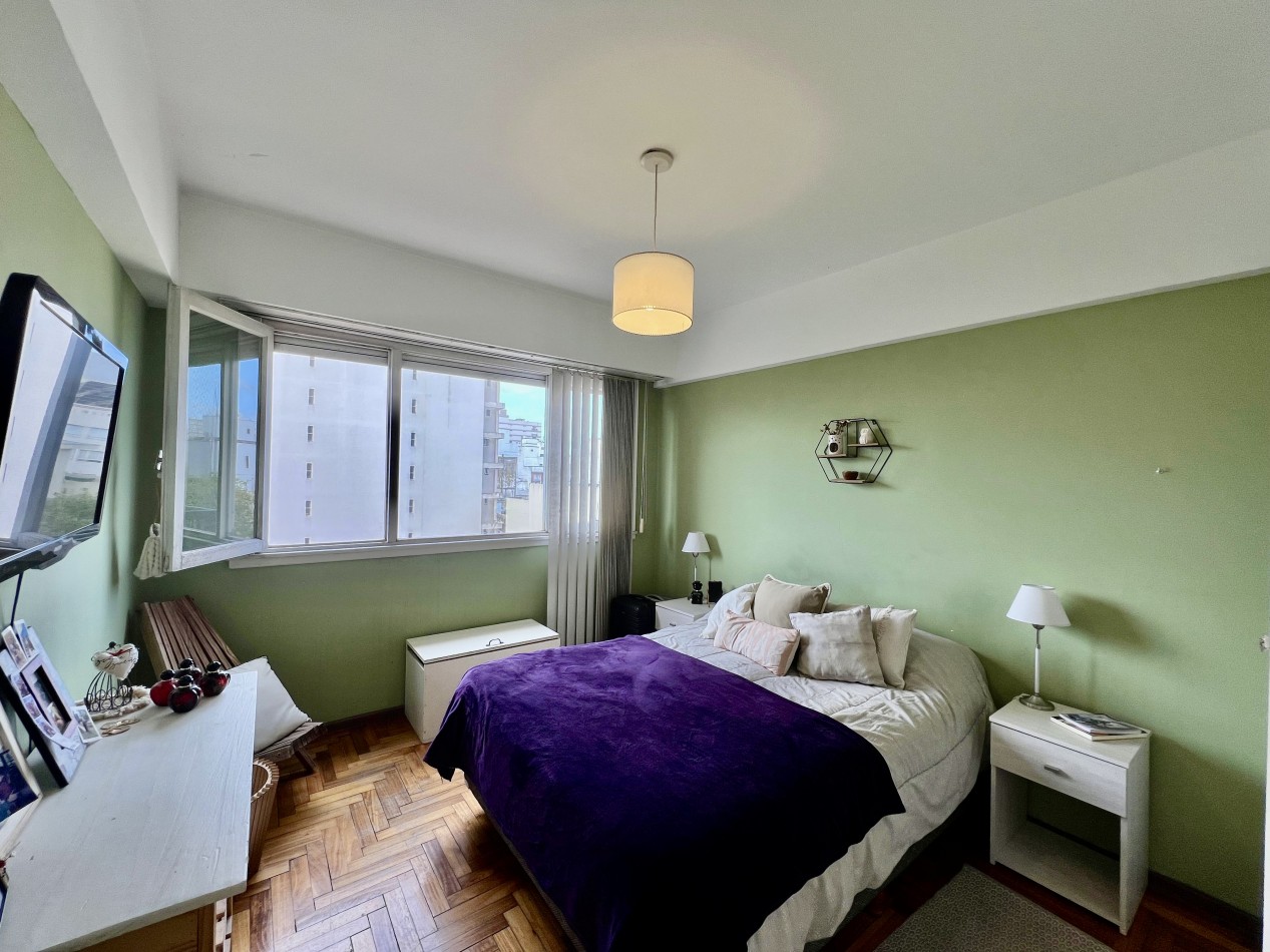 APTO CREDITO. 2 AMBIENTES EN MACROCENTRO SUPER LUMINOSO