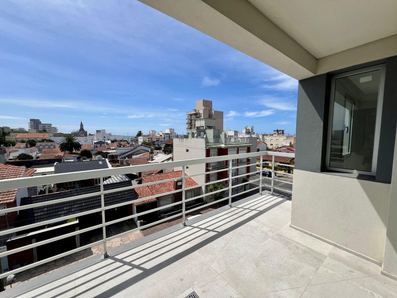 Semipiso moderno de 3 ambientes a metros del mar - Zona Norte | 106 m²