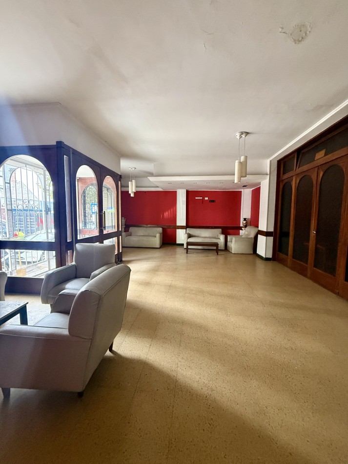 Hotel en Zona Aldrey 56 habitaciones