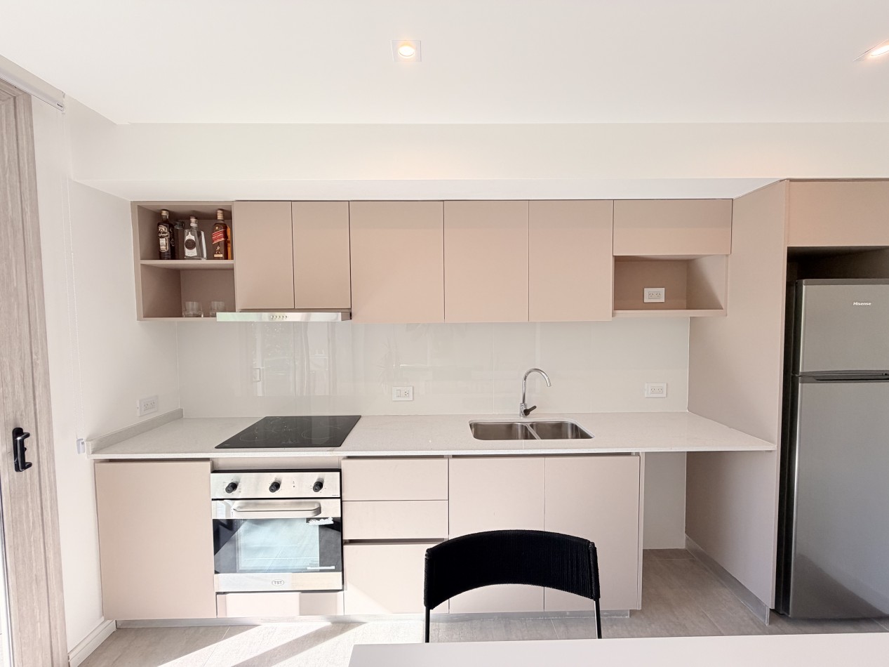 2 ambientes con cochera-Plaza Mitre- Mar Del Plata