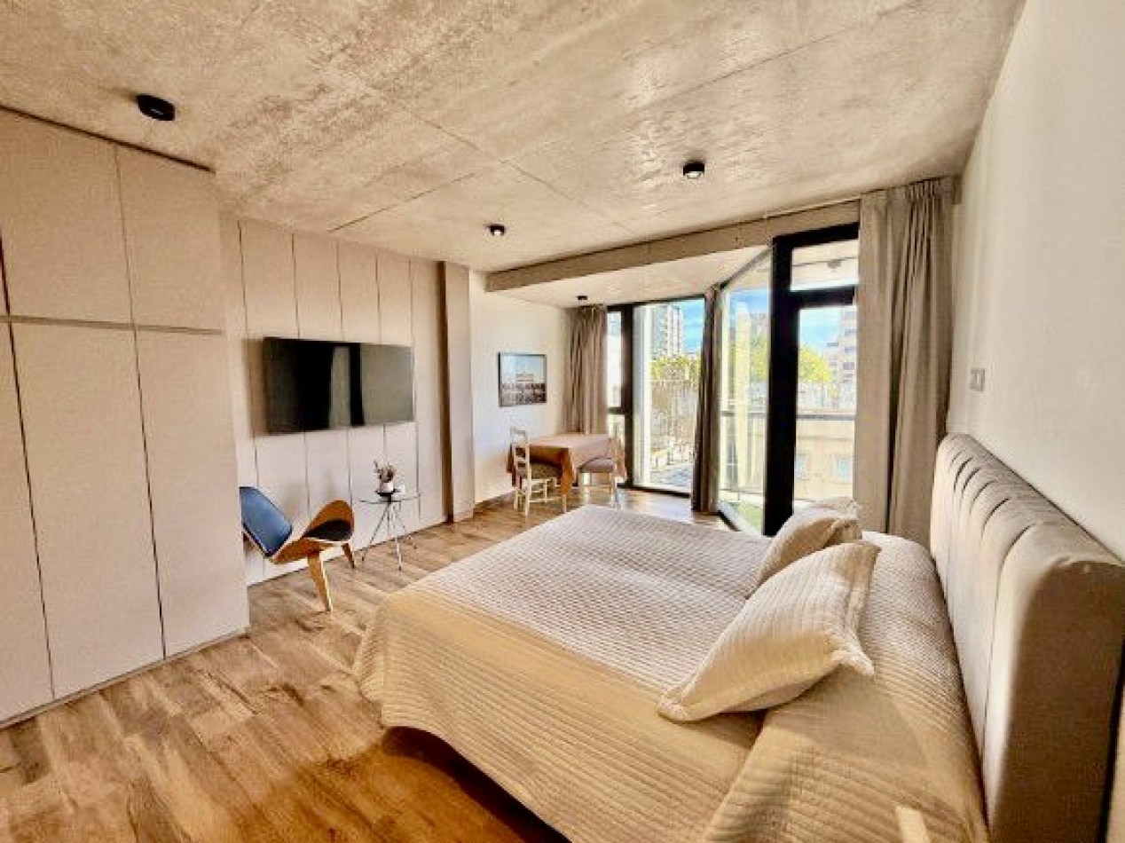 Monoambiente a estrenar. Zona Aldrey. Cochera opcional