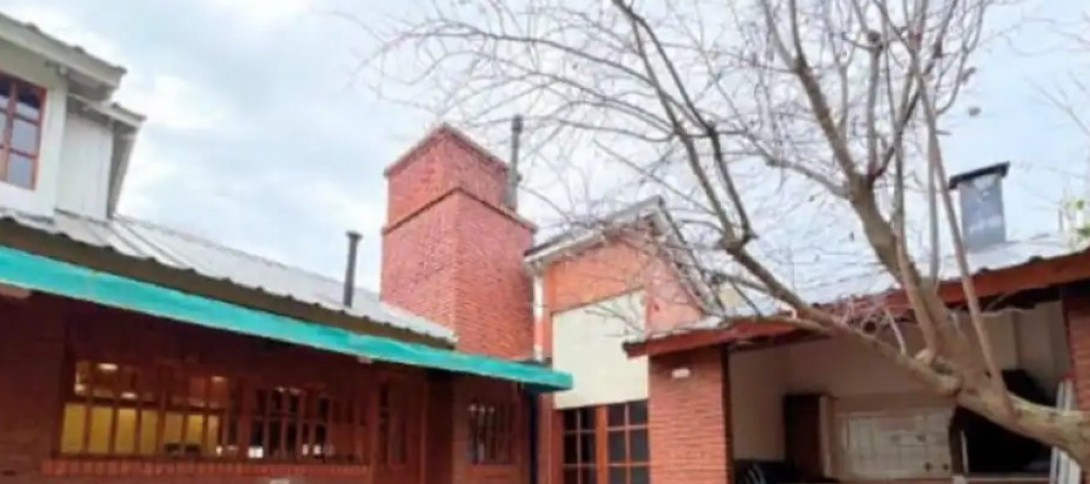 Casa en alquiler en Los Troncos - Roca al 800