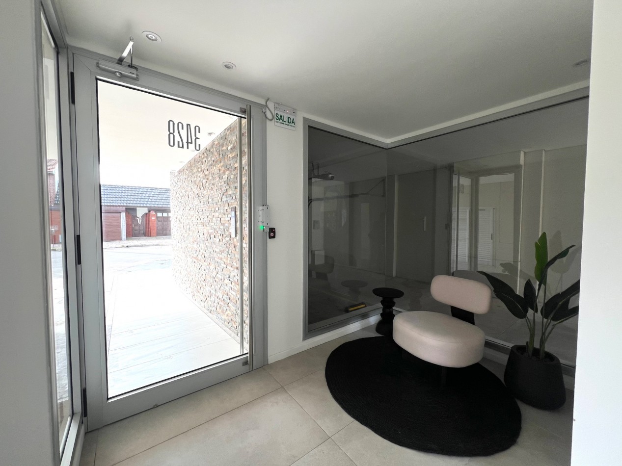 Posibilidad de financiacion. Semipiso moderno de 3 ambientes a metros del mar - Zona Norte | 106 m²