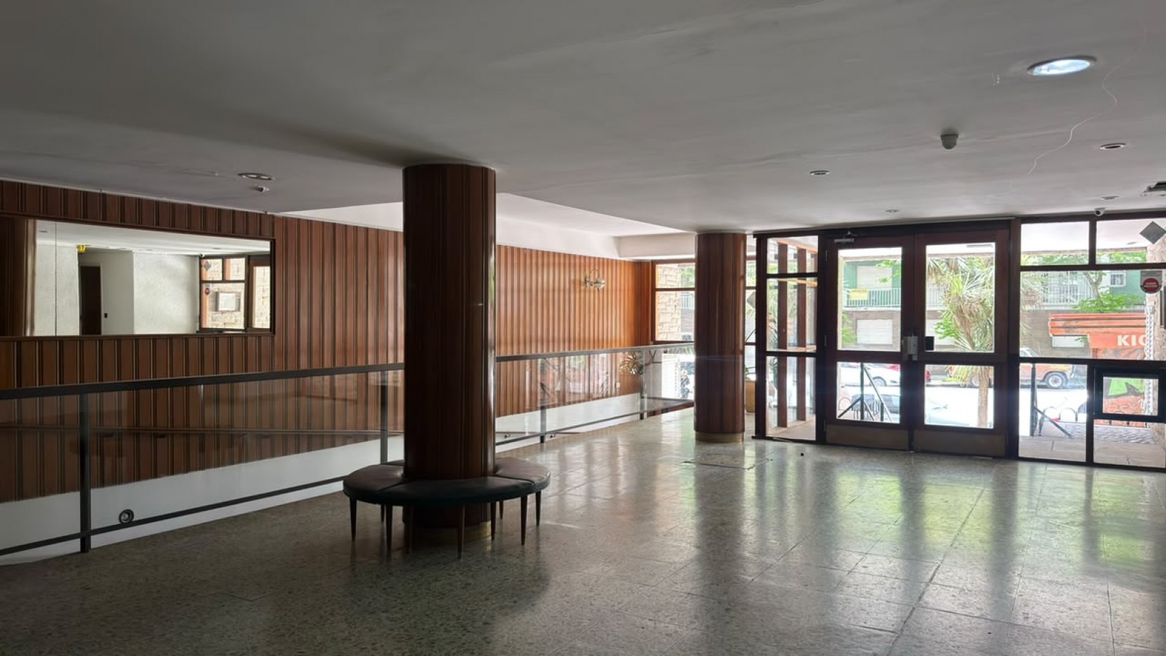 VENTA | DEPARTAMENTO DE 2 AMBIENTES CON BALCON A LA CALLE