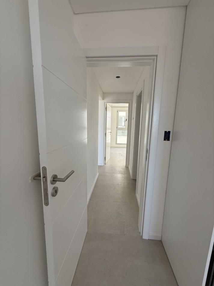 Semipiso moderno de 3 ambientes a metros del mar - Zona Norte | 106 m²