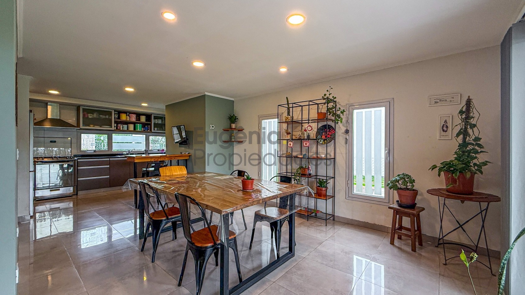 CASA DE 5 AMBIENTES CON PISCINA CLIMATIZADA | TIERRAS DEL MAR