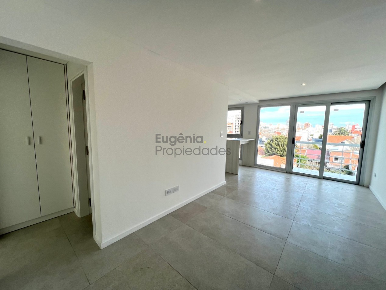 Posibilidad de financiacion. Departamento 2 ambientes a metros del mar - Zona Norte 