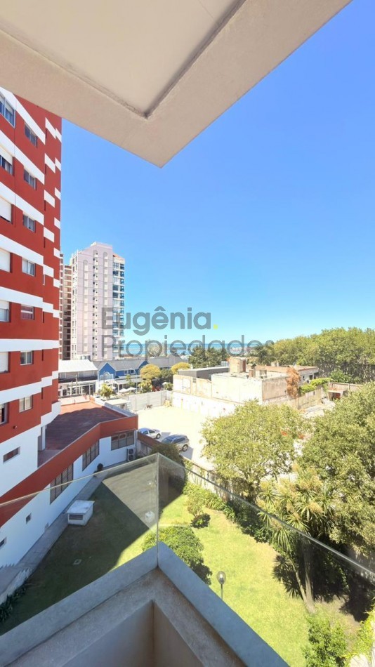 Alquiler temporario| Hermoso Departamento 2 ambientes con balcon y parrilla | Alem