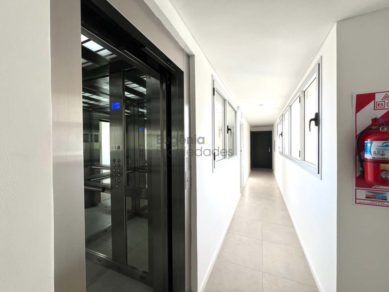 Posibilidad de financiacion. Departamento de 2 ambientes a metros del mar - Zona Norte