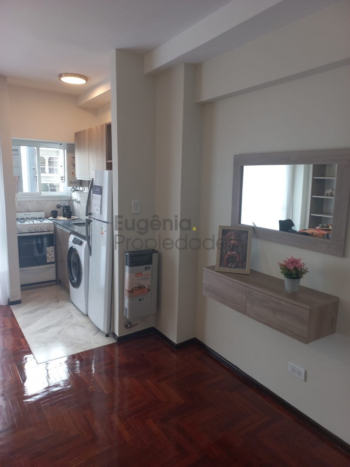 RECICLADO | Departamento 2 ambientes con balcon | Zona Centro 