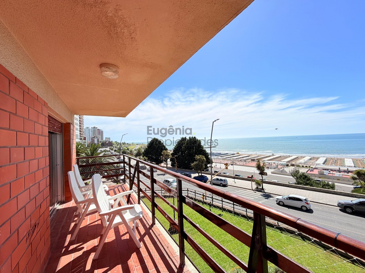 Semipiso 4 ambientes. Frente al Mar en Playa Grande