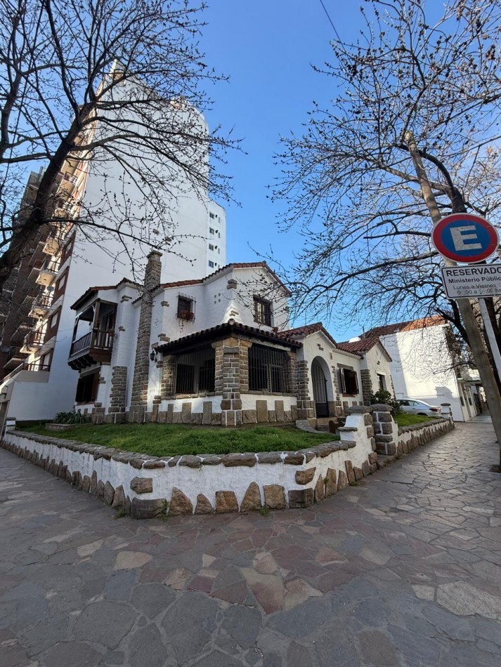 VENTA ESQUINA APTA DESARROLLO - GASCON 2000