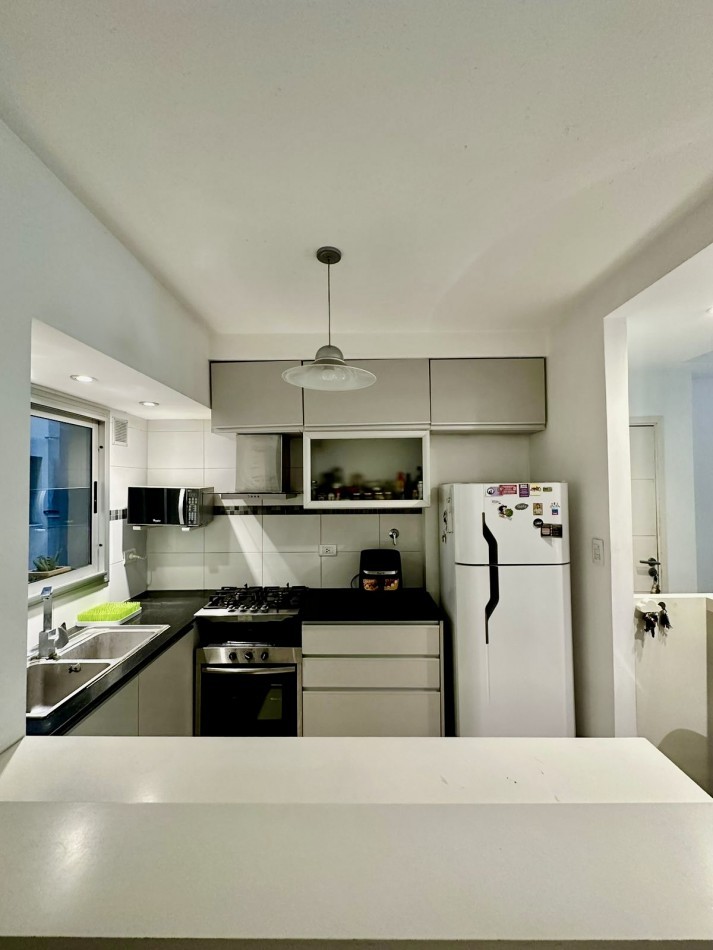 VENTA SEMIPISO 3 AMBIENTES - CATAMARCA 2300 