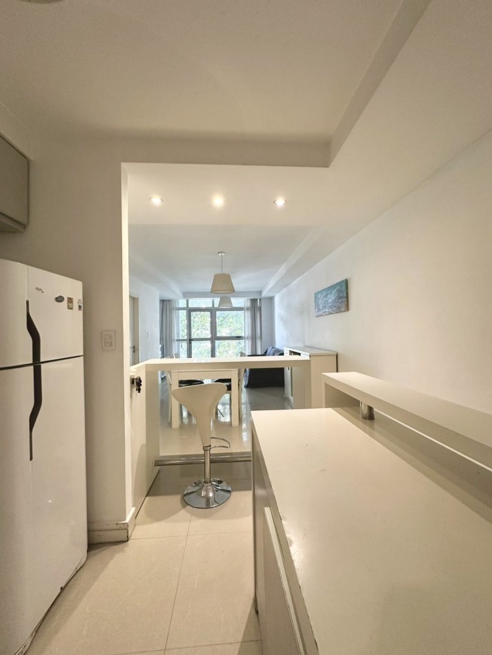 VENTA SEMIPISO 3 AMBIENTES - CATAMARCA 2300 