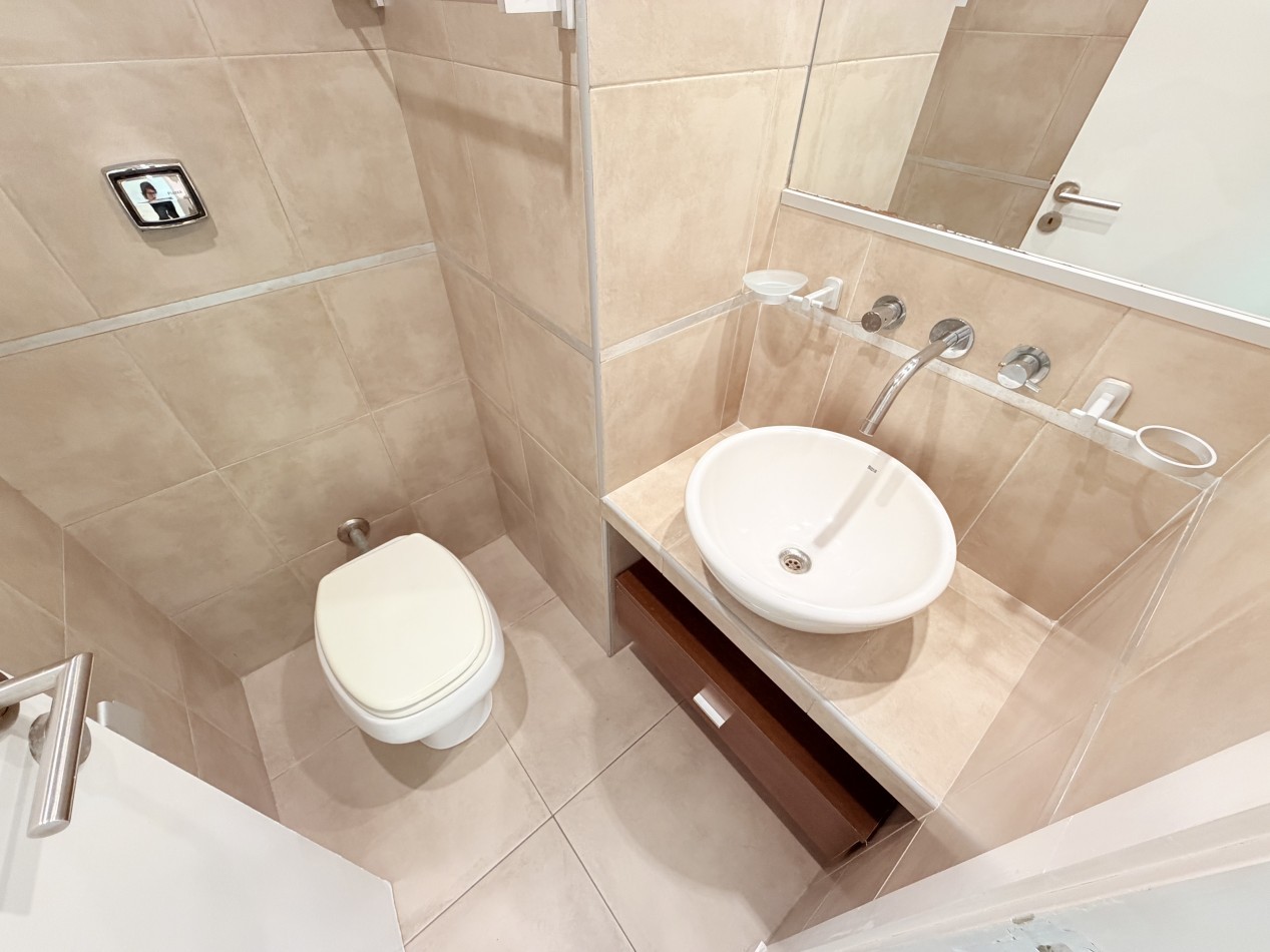 ALQUILER RESIDENCIAL SEMIPISO 3 AMBIENTES - CATAMARCA 2300 