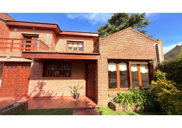 Excelente chalet en venta en Los Pinares