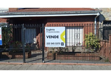 APTO CREDITO Chalet 4 ambientes con garage + departamento